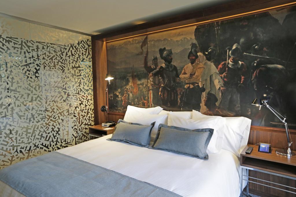 Hotel Cumbres Lastarria Σαντιάγκο Εξωτερικό φωτογραφία A room at the hotel