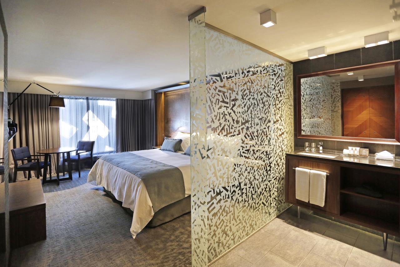 Hotel Cumbres Lastarria Σαντιάγκο Εξωτερικό φωτογραφία A room at the hotel